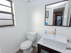 3450 Blue Lake Dr 305, Pompano Beach FL 33064