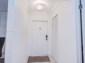 3450 Blue Lake Dr 305, Pompano Beach FL 33064