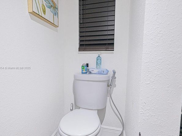 3450 Blue Lake Dr 305, Pompano Beach FL 33064