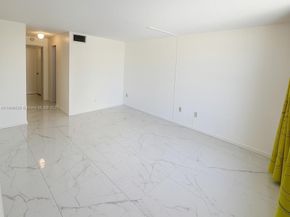 1710 NE 191st St 3073, Miami FL 33179