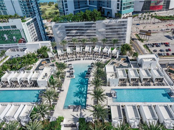 851 NE 1st Ave 3203, Miami FL 33132