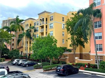 19555 E Country Club Dr