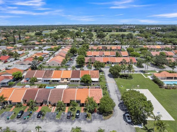 14711 SW 61st Ter, Miami FL 33193