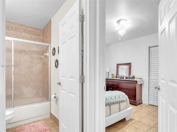 14711 SW 61st Ter, Miami FL 33193