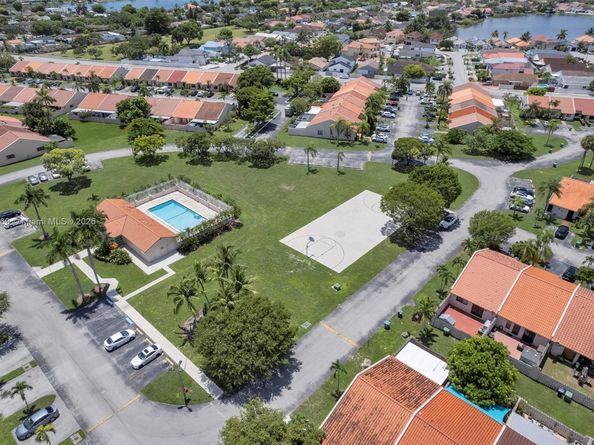 14711 SW 61st Ter, Miami FL 33193