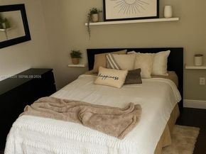 140 NW 14th Ave 6, Miami FL 33125