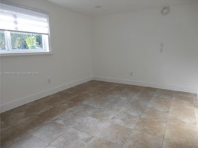 19901 SW 92nd Ave, Cutler Bay FL 33157