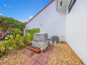 10204 SW 96th Ct, Miami FL 33176