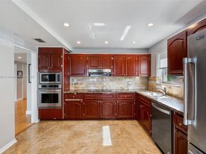 10180 W Bay Harbor Dr 3A, Bay Harbor Islands FL 33154