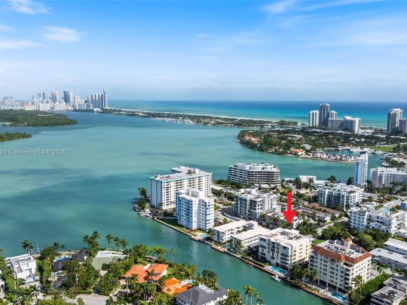 10180 W Bay Harbor Dr 3A, Bay Harbor Islands FL 33154