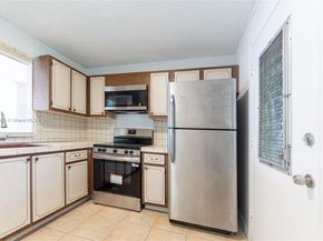 3551 NE 169th St 411, North Miami Beach FL 33160