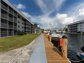 3551 NE 169th St 411, North Miami Beach FL 33160
