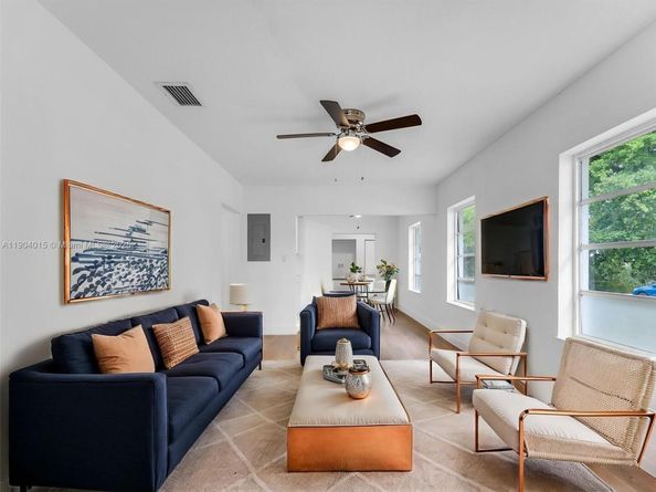 520 NW 32nd Pl, Miami FL 33125