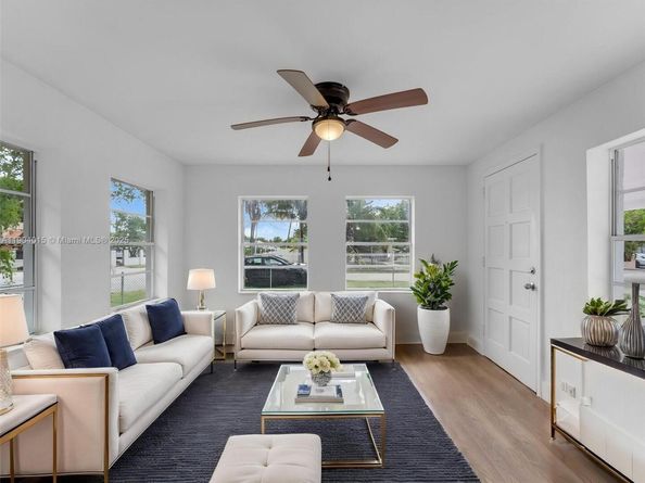 520 NW 32nd Pl, Miami FL 33125