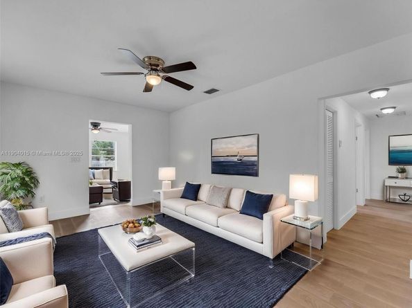 520 NW 32nd Pl, Miami FL 33125