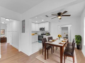 520 NW 32nd Pl, Miami FL 33125