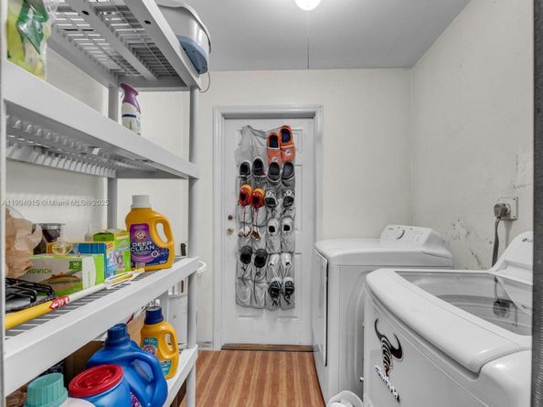 520 NW 32nd Pl, Miami FL 33125