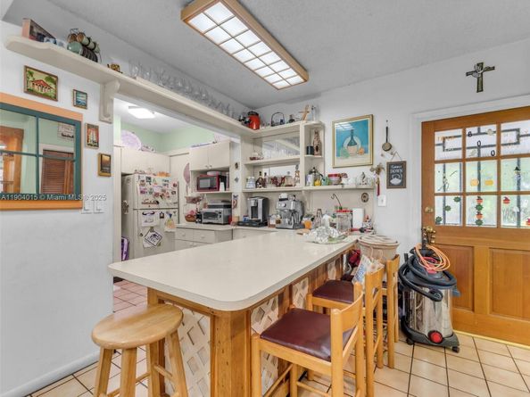 520 NW 32nd Pl, Miami FL 33125