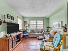 520 NW 32nd Pl, Miami FL 33125