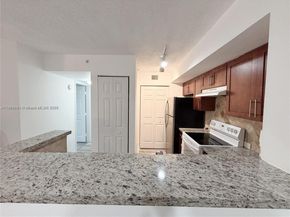 655 SW 111th Way 201, Pembroke Pines FL 33025