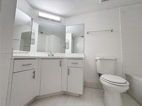 655 SW 111th Way 201, Pembroke Pines FL 33025