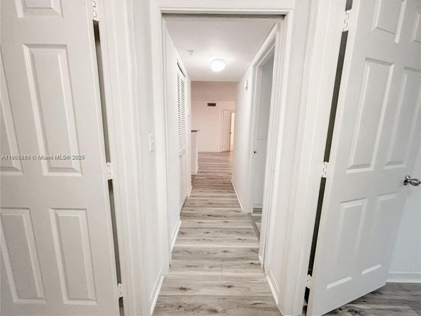 655 SW 111th Way 201, Pembroke Pines FL 33025