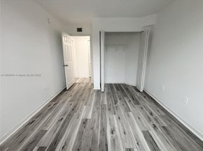 655 SW 111th Way 201, Pembroke Pines FL 33025