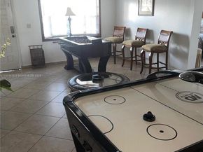 6510 Park St, Hollywood FL 33024