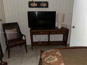 6510 Park St, Hollywood FL 33024