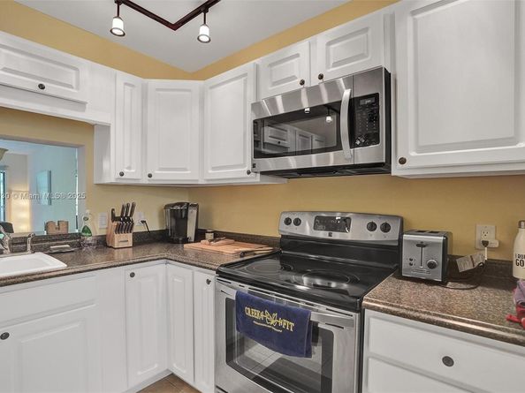1786 Hammock Blvd 218, Coconut Creek FL 33063