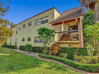 1786 Hammock Blvd