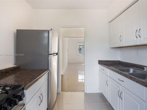 630 84th St 26, Miami Beach FL 33141