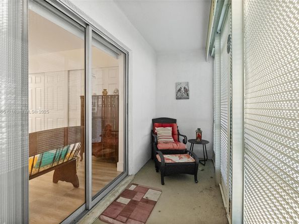 275 Farnham L 275, Deerfield Beach FL 33442