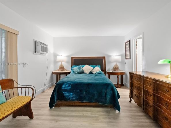 275 Farnham L 275, Deerfield Beach FL 33442