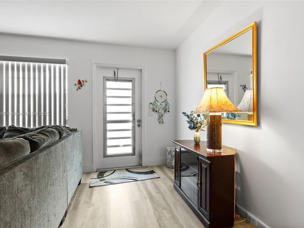 275 Farnham L 275, Deerfield Beach FL 33442