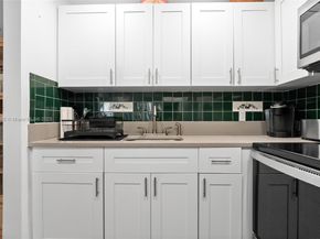 275 Farnham L 275, Deerfield Beach FL 33442