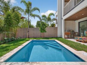 912 SE 13th St, Fort Lauderdale FL 33316