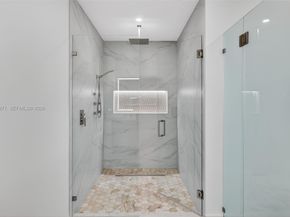 912 SE 13th St, Fort Lauderdale FL 33316