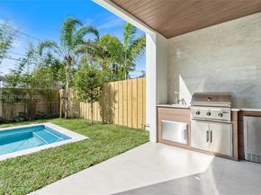 912 SE 13th St, Fort Lauderdale FL 33316