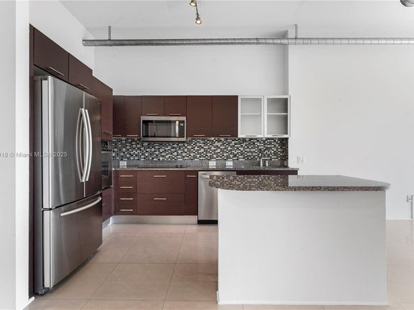 3029 NE 188th St 924, Aventura FL 33180