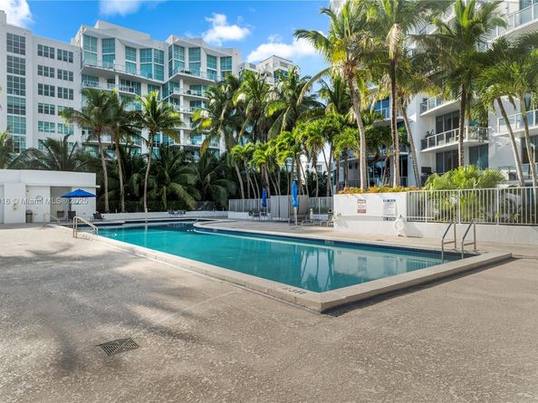 3029 NE 188th St 924, Aventura FL 33180