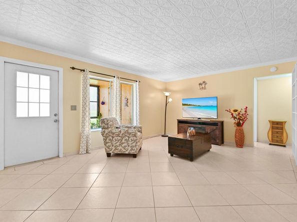 539 Shady Pine Way C1 FL 33415