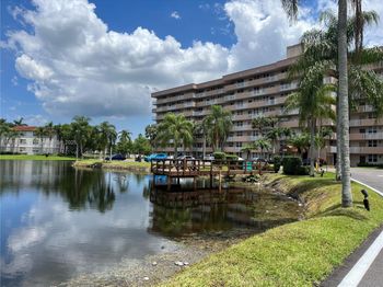 250 Jacaranda Dr