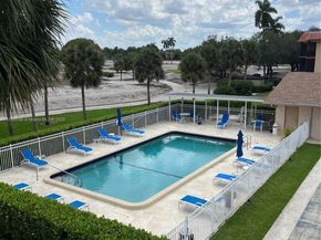 250 Jacaranda Dr 303, Plantation FL 33324