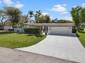 8620 SW 185th Ter, Cutler Bay FL 33157