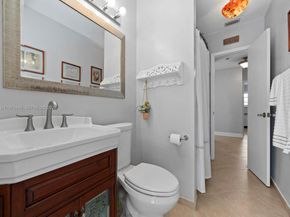 8620 SW 185th Ter, Cutler Bay FL 33157