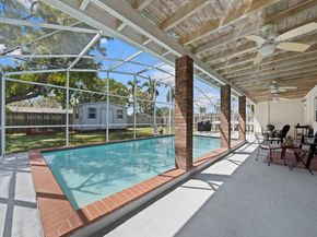 8620 SW 185th Ter, Cutler Bay FL 33157