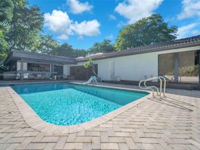 4401 Sanders St, Hollywood FL 33021