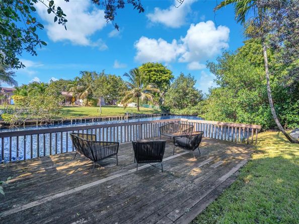 4401 Sanders St, Hollywood FL 33021