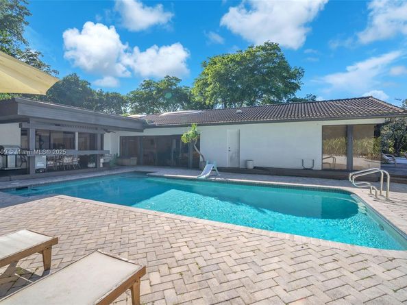 4401 Sanders St, Hollywood FL 33021